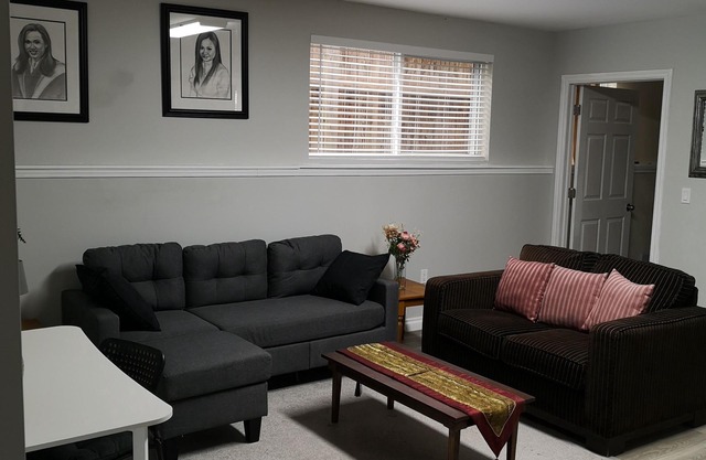 Cozy apartment in London, Ontario Canada