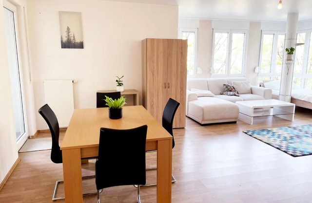 Cozy Apartment in Offenbach with balcony