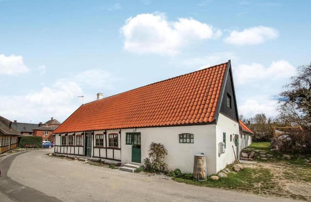 Cozy Apartment In Samsø With Wifi