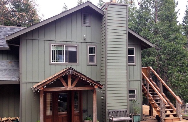 Cozy Apartment in the Pines