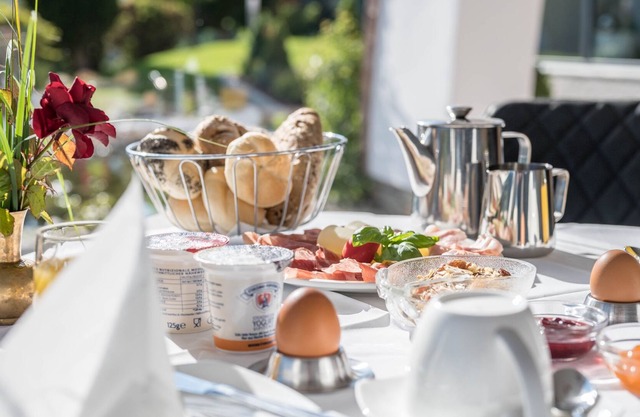 Modernes Apartment Löwenzahn mit Bergblick, WLAN, Sauna, Terrasse und Balkon; Parkplätze vorhanden