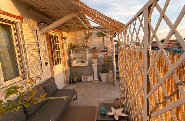 Cozy apartment near the airport, with pets allowed