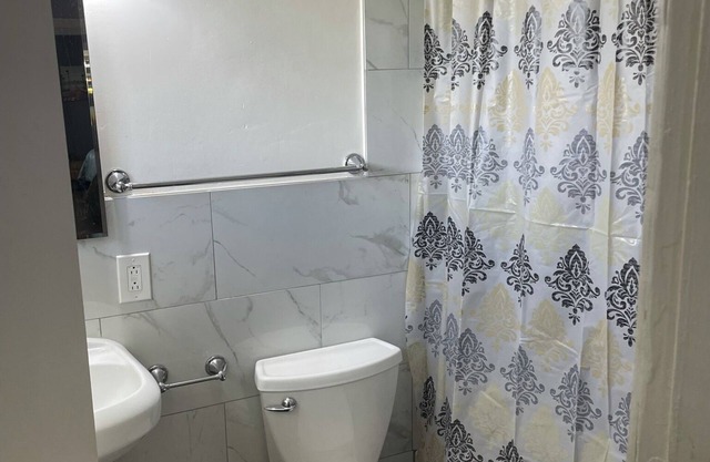 Cozy Apartment Near Downtown!