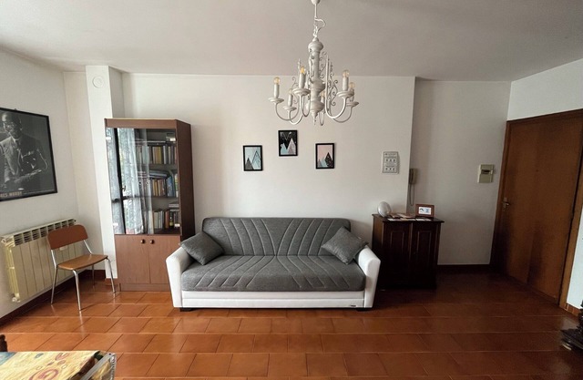 Cozy apartment of about 40 square meters equipped with kitchen 10 minutes from downtown