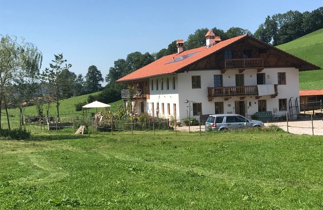 gemütliche Ferienwohnung auf renovierten Bauernhof im "Meran von Schliersee"