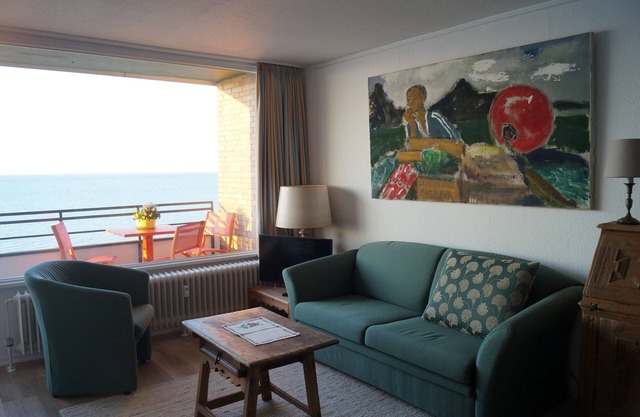 Gemütliche Ferienwohnung am Oststrand mit Meerblick