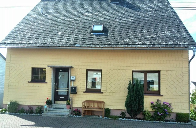 Gemütliche Wohnung mit privatem Garten in Nisterau