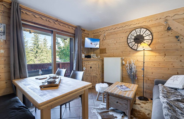 Gemütliche Wohnung direkt an den Pisten mit Pool, Sauna und Hammam