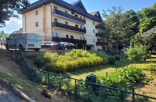 Gemütliche Wohnung mit Garten, Panoramablick auf die Brenta-Dolomiten - Trentino