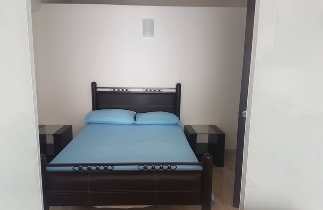 Gemütliche Erscheinung vor Acapulco Beach.