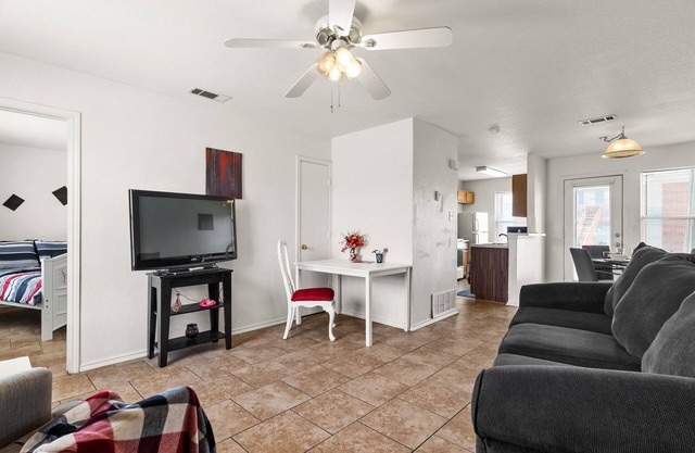Cozy APT full amenities close to Ft Hood&Downtown