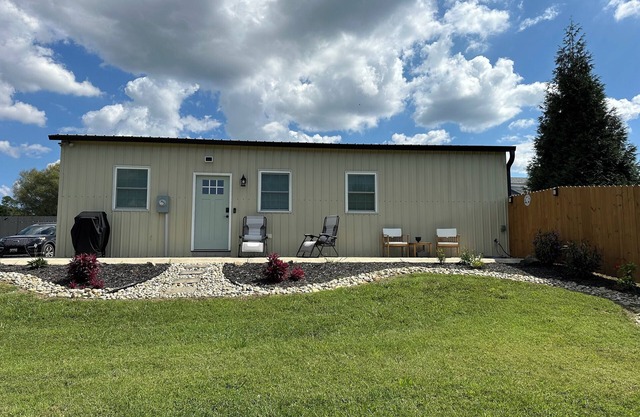 Cozy Barndominium Guest Home