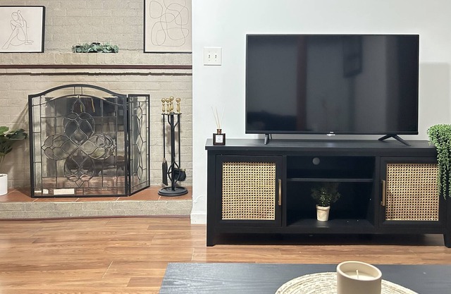 Cozy Basement Apartment
