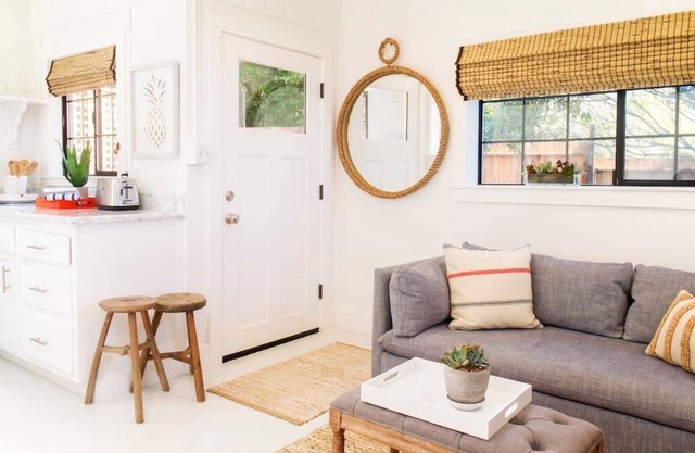 Cozy Beach Bungalow Retreat