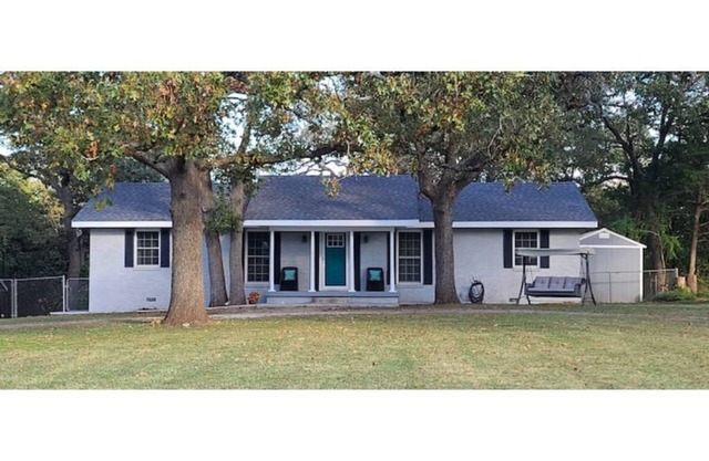 Cozy, beautifully remodeled home on Route 66