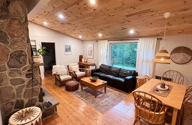 Cozy Bruce Peninsula Cottage - Georgian Bay