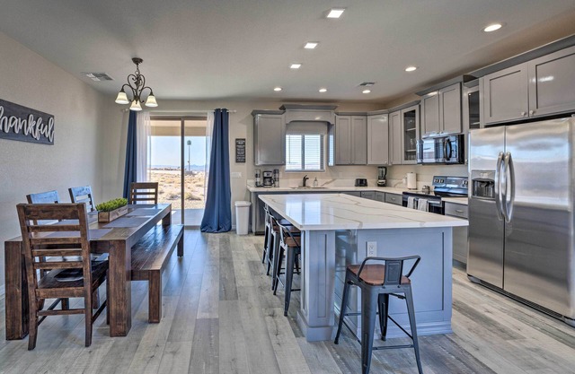 NEW! Bullhead City Home w/ Grill, 3 Mi to CO River
