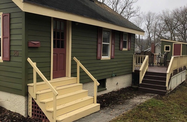 Cozy Bungalow