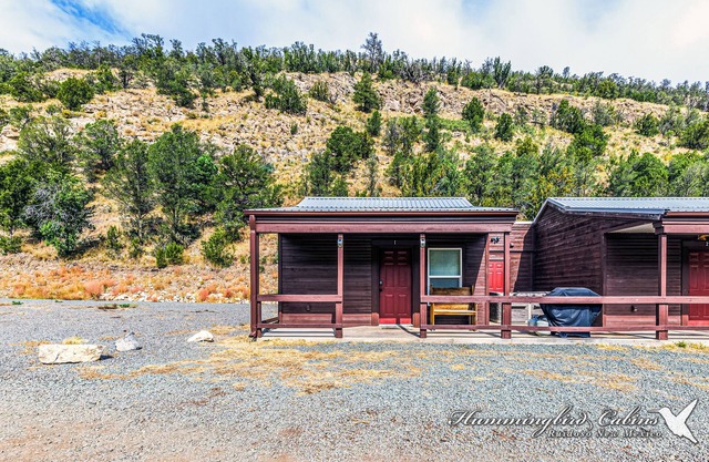 Cozy Bungalow with HOT TUB & Pet Friendly!