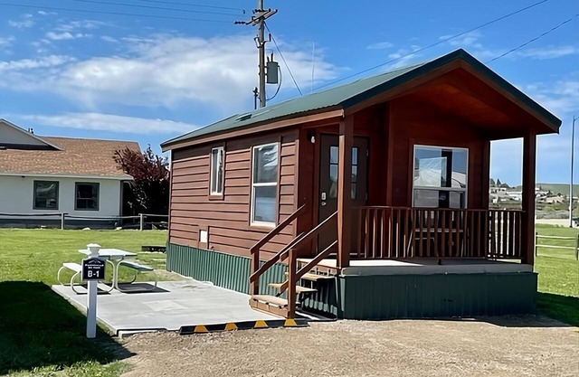 Cozy cabin in delightful Kemmerer with AC, WiFi
