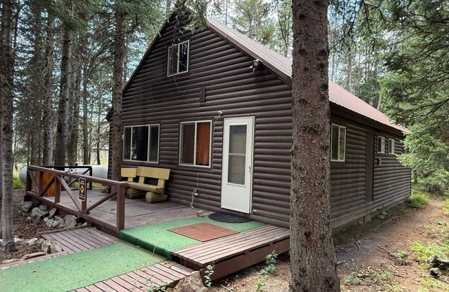 Cozy Cabin in the Woods