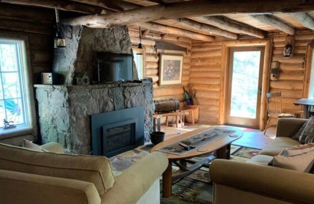 Cabin on the Ridge