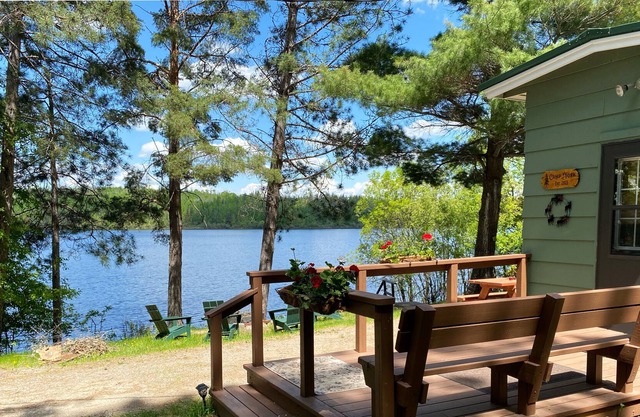 Cozy Cabin on Fall Lake 5 min from Ely: Dock, WiFi, Canoe, Kayak