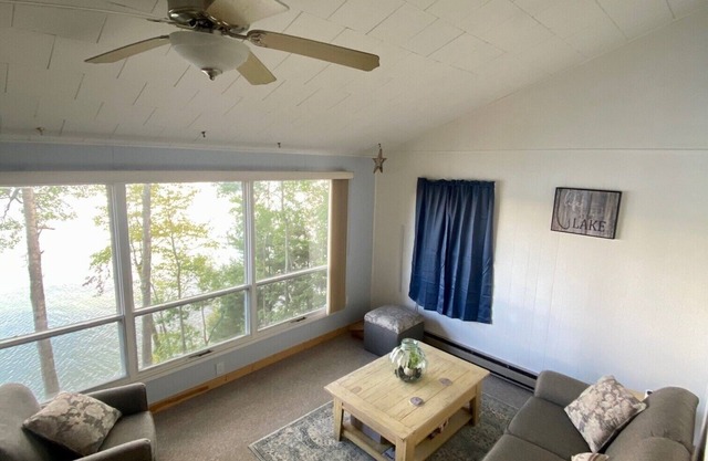 Cozy Cabin on Long Lake. New Custom Dock and Private Fire Pit. Beautiful Views!