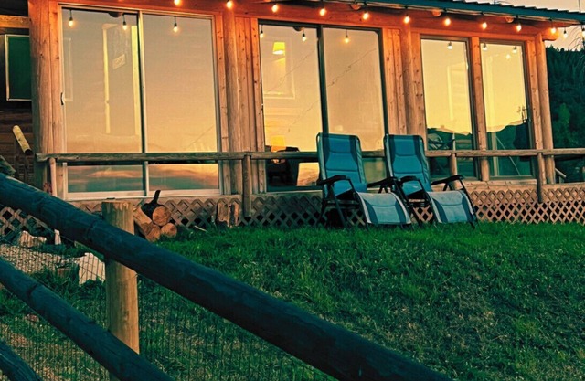 Cozy Cabin | Oxen-Le-Fields Montana