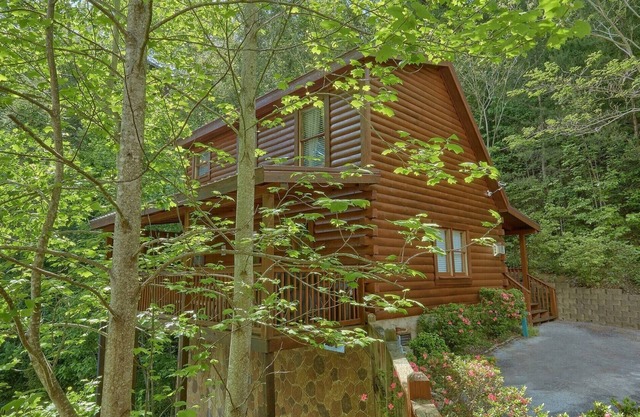 Gemütliche Hütte, perfekt für Flitterwochen oder einen abenteuerreichen Familienurlaub!