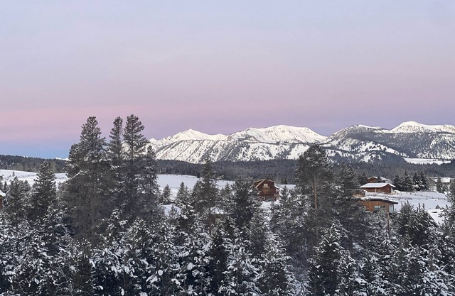 Cozy Cabin