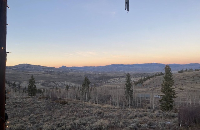 Cozy Cabin with Jaw-Dropping views of Gore Pass