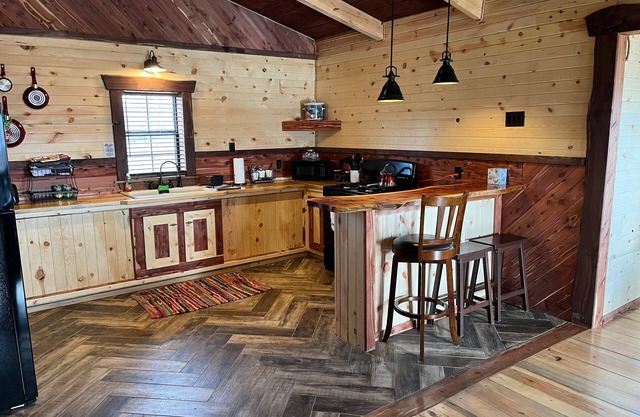 Cozy cabin with mountain views on small family farm