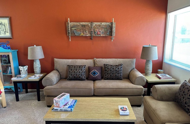 Cozy Casita in Prescott with direct access to trails, just 10 minutes to town!