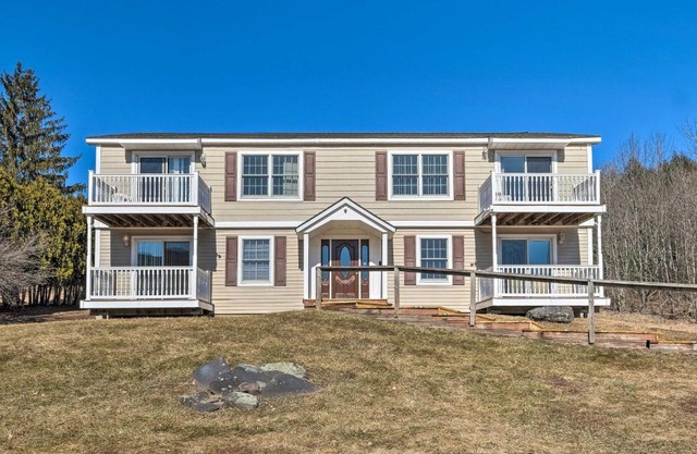 Cozy Catskill Condo - 2 Mi to Windham Mountain Ski