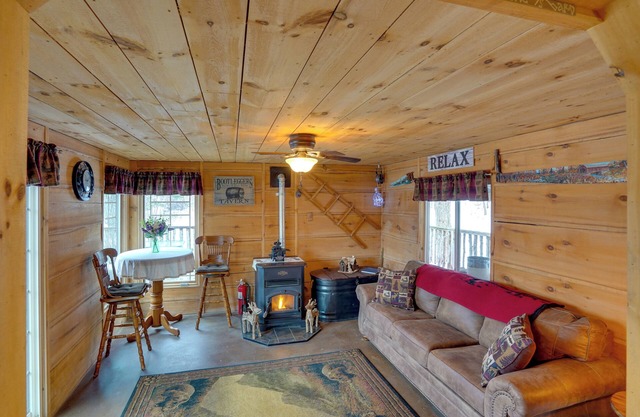 Cozy Catskills Home w/ Pond on 2 Acres!
