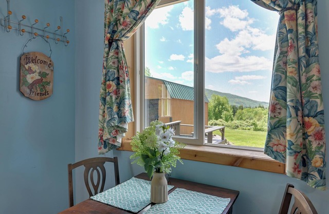 Cozy Catskills Studio Rental w/ Mountain Views!