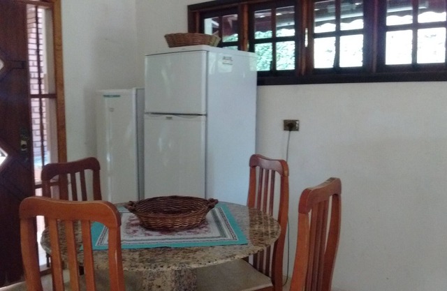 Gemütliche Chacara mit familiärer Poolatmosphäre - Guararema.