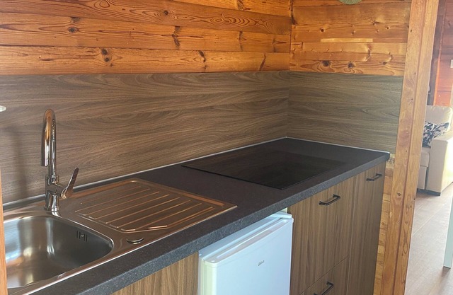 Cozy chalet in the quiet/Loisirs, Nature & Jacuzzi for the whole family
