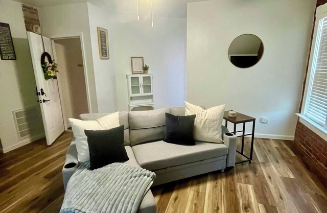 Cozy Clark Suite in Frenchtown Saint Charles