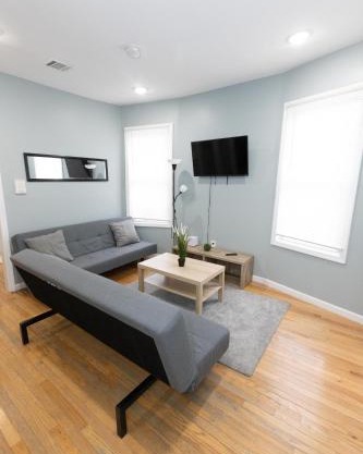 Cozy & Classy 3-Bed to mins NYC