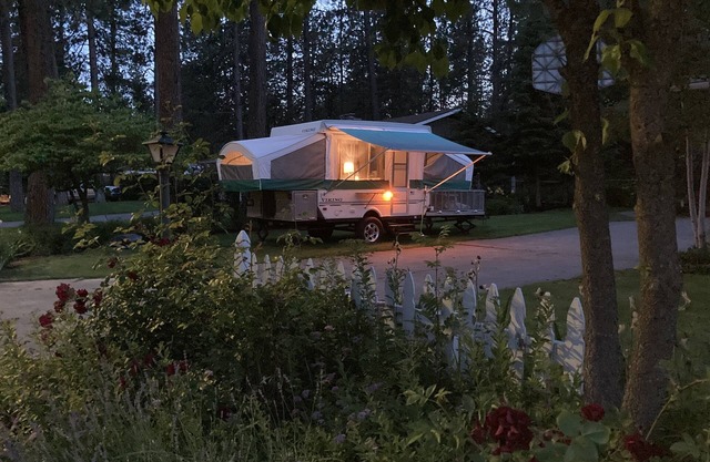 Cozy, Clean, Comfy, Paved Bike Trail, Centrally located Beautiful Hayden