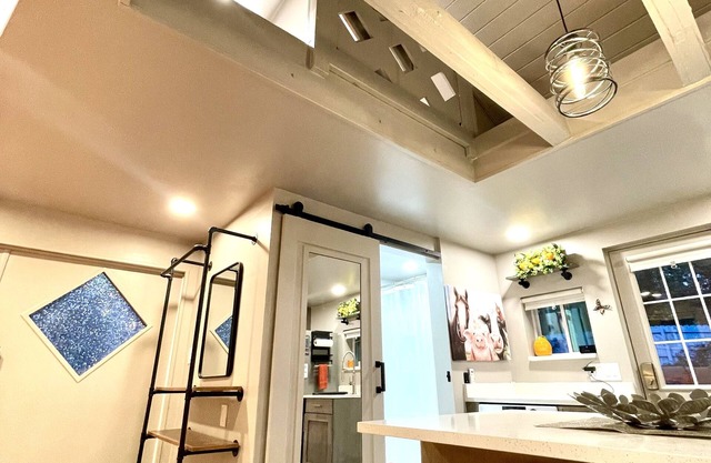 🍊 Cozy Clementine Cottage 🍊 [Tiny House in East Point]