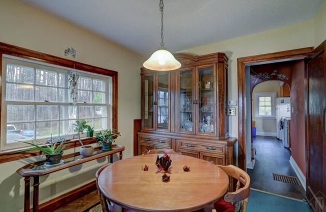 Quiet house in the country with a stone fireplace - Monthly