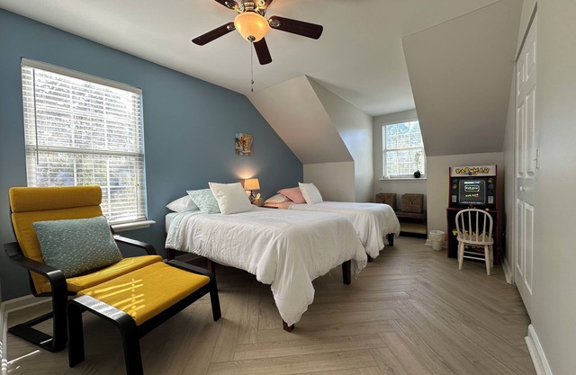 Cozy, Comfortable, Clean in peaceful St. Marys