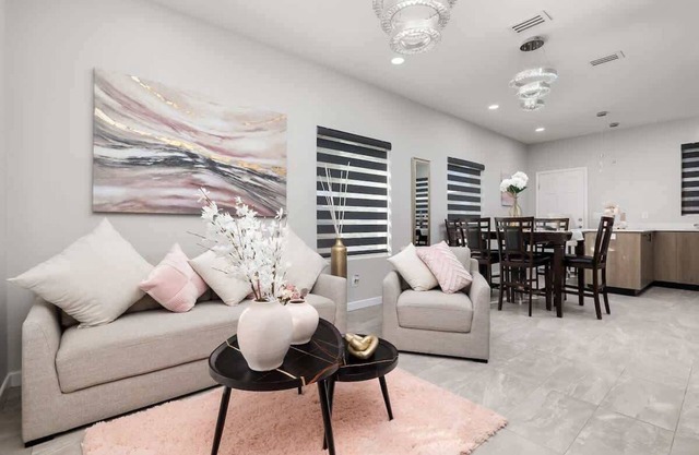 Cozy Comforts: Modern with a Warm Embrace