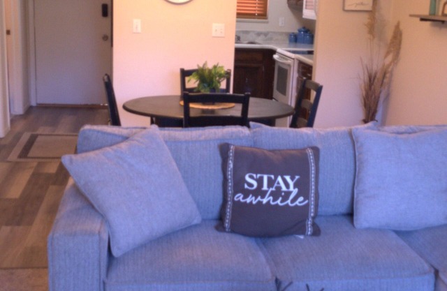 Cozy condo, walking distance to trails, shops, restaurants, fitness center.