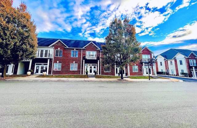 Cozy condo with great views of the Blue Ridge Mountains.