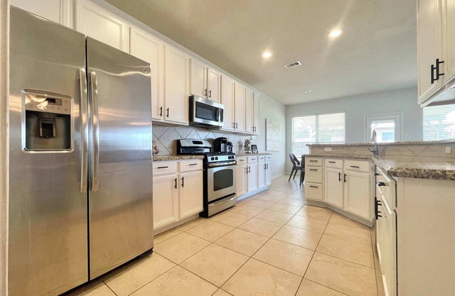 Cozy Conroe Getaway near The Woodlands