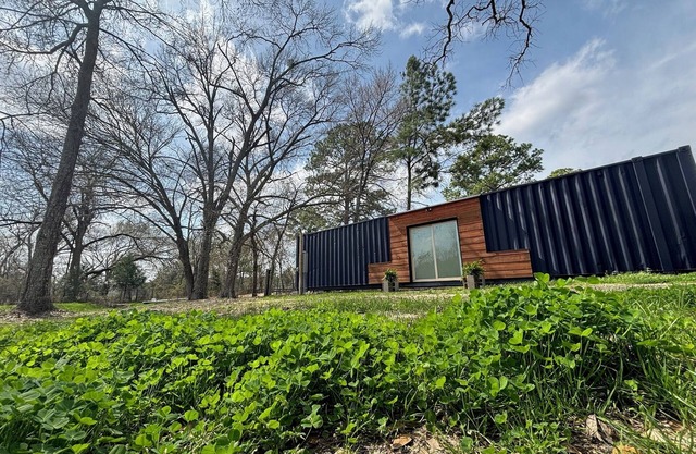 Cozy container cabin with WiFi and AC in lovely Richards